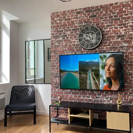 Le Gambetta Theatre De * كاليه